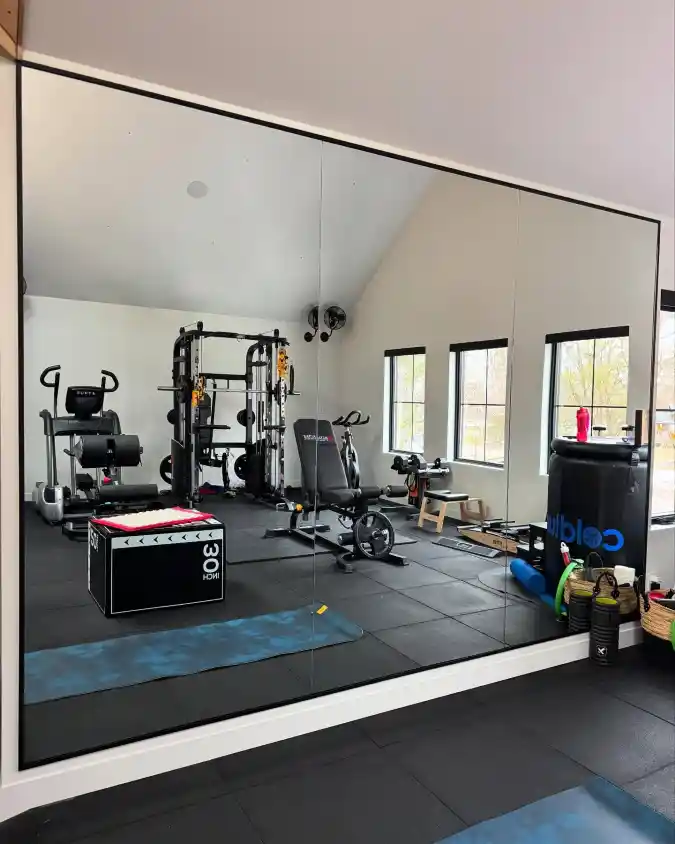 Expansive Floor-to-Ceiling Panel Mirror